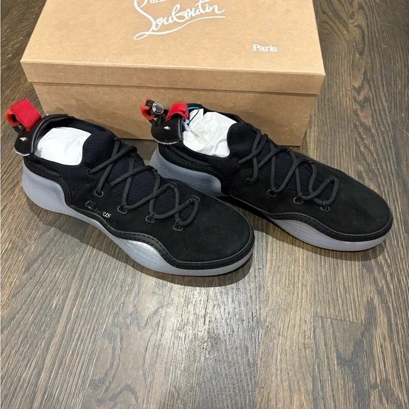 Brand New Christian Louboutin Arpoader Flats Size 12 (45) 283137-5_600x.png?v=1692979353 main image 3